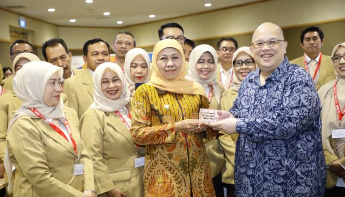 Gubernur Khofifah Dorong Disdik Jatim Integrasikan Pendekatan NIE–ITE Singapura untuk Reformasi Pendidikan Vokasi