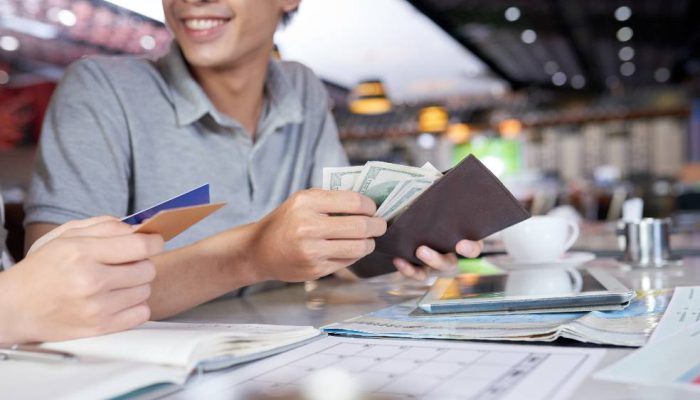 Pangsa Bank Asing Capai 24,81%, OJK Sebut Ruang Ekspansi Masih Sangat Terbuka