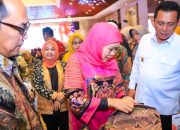 Gubernur Khofifah Tutup Rangkaian Misi Dagang 2025 di Batam, Komitmen Dagang Jatim–Kepri Catatkan Transaksi Tertinggi Capai Rp 4,456 Triliun dan Hasilkan LoI dengan Malaysia