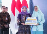 Gubernur Khofifah Optimistis Prestasi Siswa Meningkat Usai Revitalisasi 22 Sekolah