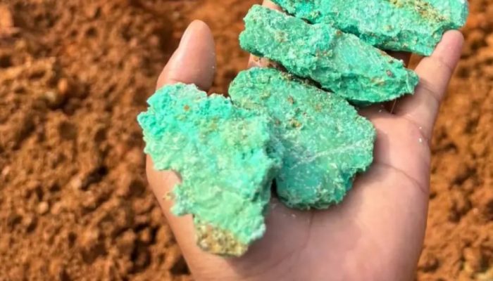 Tekanan Global dan Jejak Karbon Tinggi Bayangi Masa Depan Nikel RI