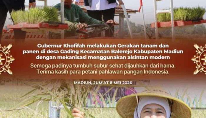Gubernur Khofifah Serahkan Bantuan Alsintan saat Gerakan Panen di Kabupaten Madiun