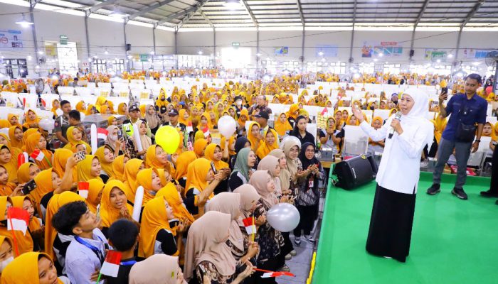 Peringati May Day 2026, Gubernur Khofifah Ajak Sinergi Tiga Pilar Industri Demi Buruh Sejahtera