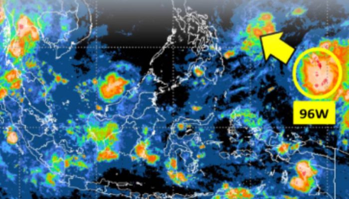 BMKG Imbau Masyarakat Waspadai Dampak Bibit Siklon Tropis 96W