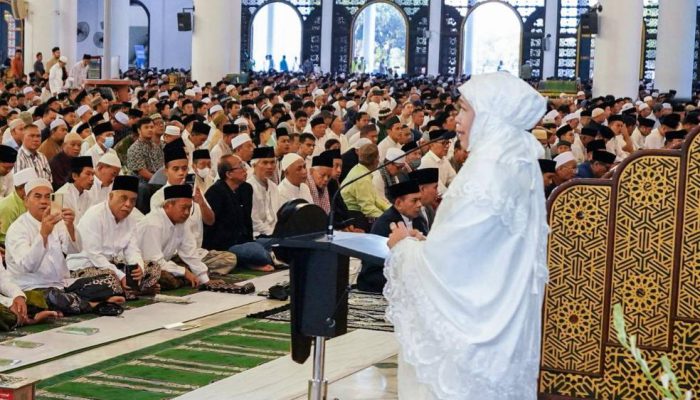 Khofifah Pastikan Stok Hewan Kurban Jatim Aman dan Sehat Saat Idul Adha 2026