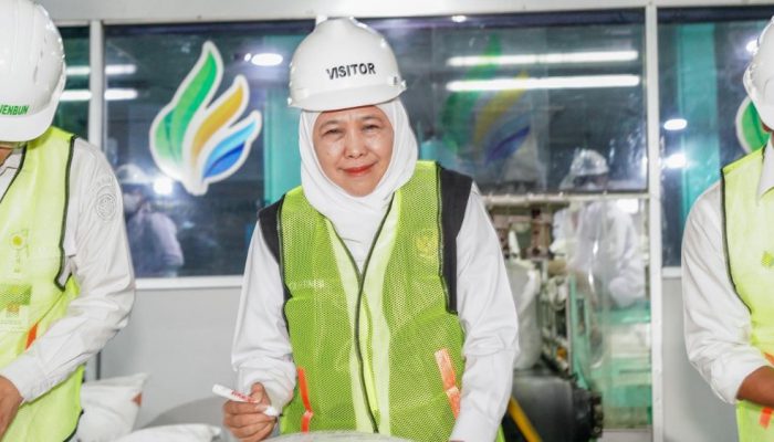 Gubernur Khofifah Apresiasi Sinergi Petani dan Pabrik Gula Jaga Produksi Nasional
