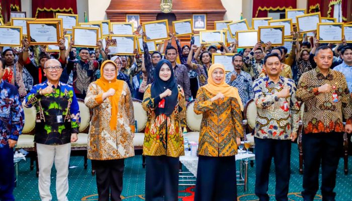 Gubernur Khofifah Apresiasi Tim Kyai Lodra Peraih Piala Bergilir Presiden RI, Perkuat Regenerasi dan Ekosistem Reog Ponorogo
