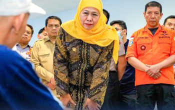Gubernur Khofifah Instruksikan Koordinasi Intensif Percepat Evakuasi dan Penanganan Korban Kebakaran KMP Mutiara Sentosa II