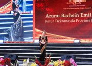Angkat Warisan Majapahit, Arumi Bachsin Ajak Anak Muda Bangga Pakai Batik dan Wastra Nusantara