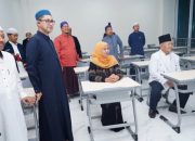 Pesantren Go Digital! Gibran dan Khofifah Saksikan Langsung Inovasi Robotik dan AI Santri Dalwa